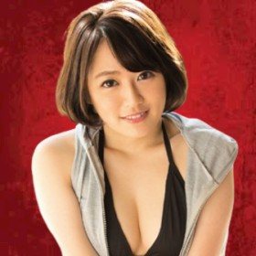 Shiraki Maria
